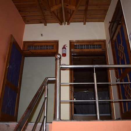Star Guest House Nainital Eksteriør bilde