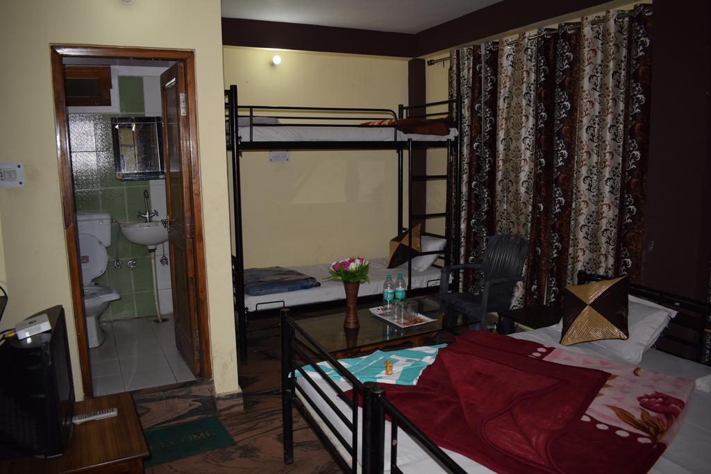 Star Guest House Nainital Eksteriør bilde